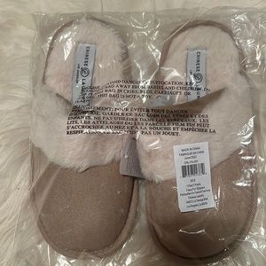 Chines Laundry slippers